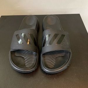 Adidas bounce sandals - worn once